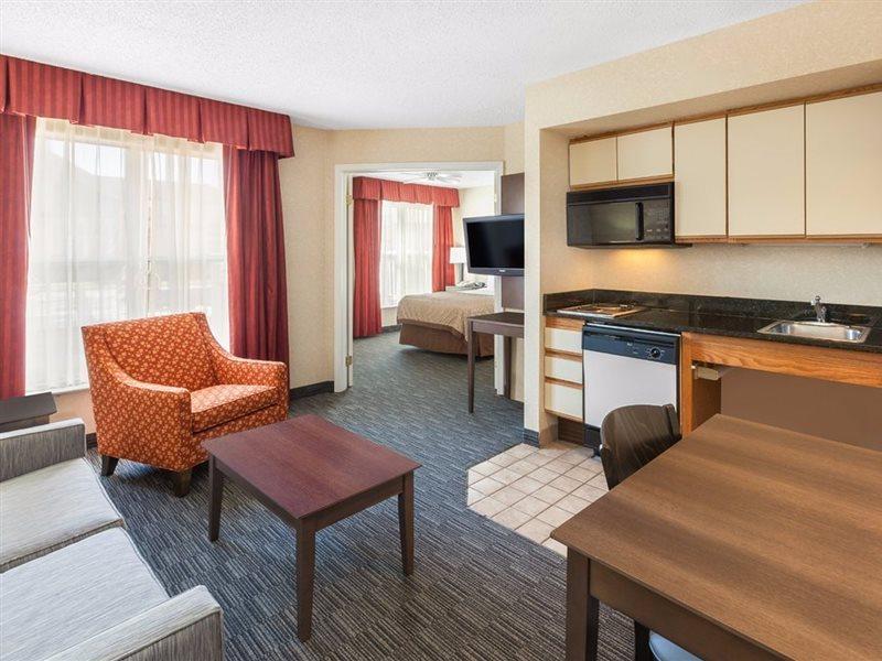 Affordable Suites Of America Detroit-Warren Exterior foto