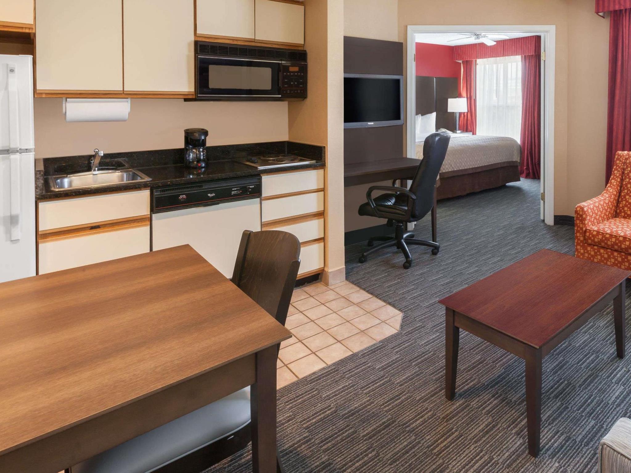 Affordable Suites Of America Detroit-Warren Exterior foto